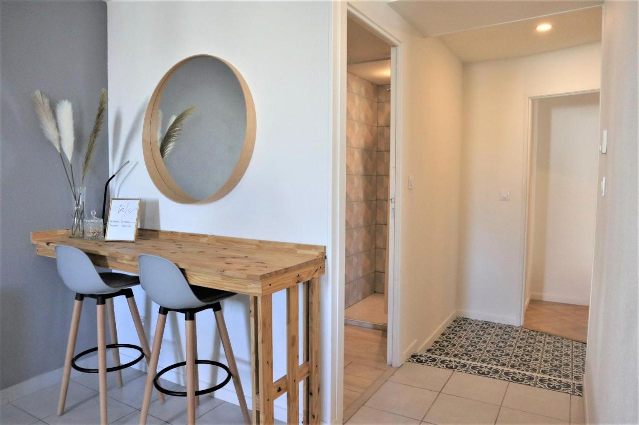 5 Mn Zenith Grande Halle Auvergne,Pied De Gergovie,Garage,Netflix Romagnat Exterior photo